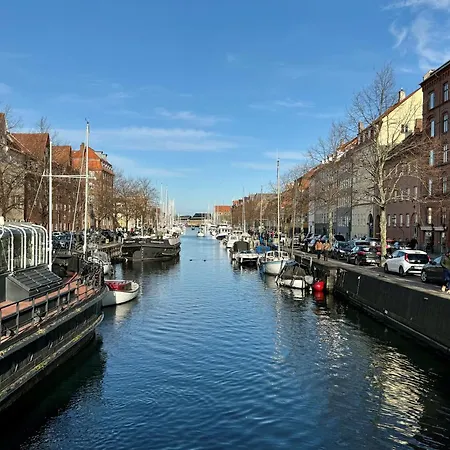 Luxury Canal-front By Renowned Interior Designer *