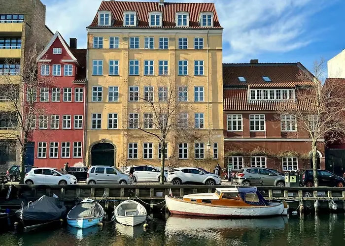 Apartment Luxury Canal-front By Renowned Interior Designer *